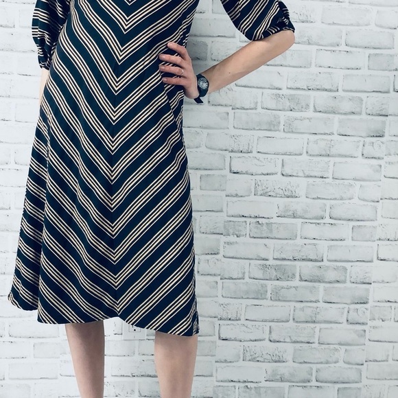 RESERVED Black Golden Striped Flowy Midi Dress Normcore - Picture 2 of 5